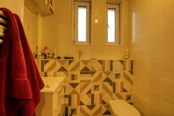 Dpt Moselle (57), à vendre BOUZONVILLE immeuble