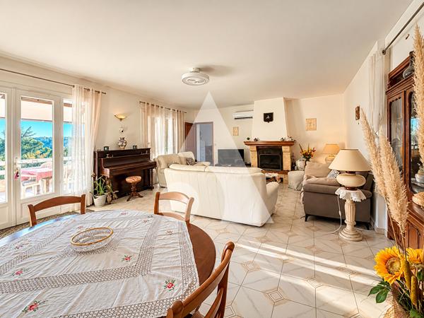 Villa 7 pièces 213.32 m2