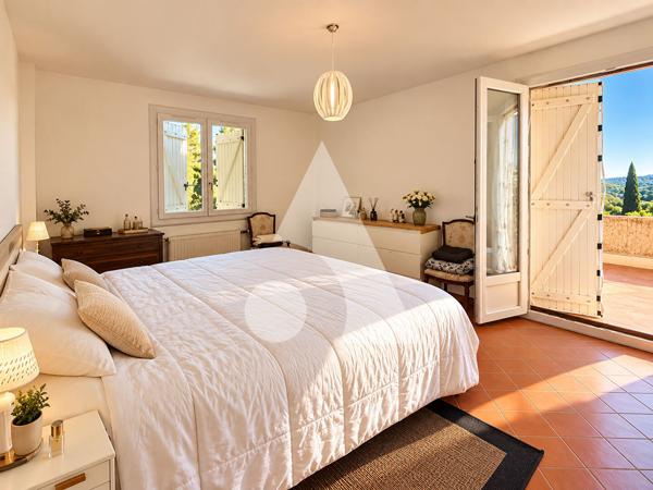 Villa 7 pièces 213.32 m2