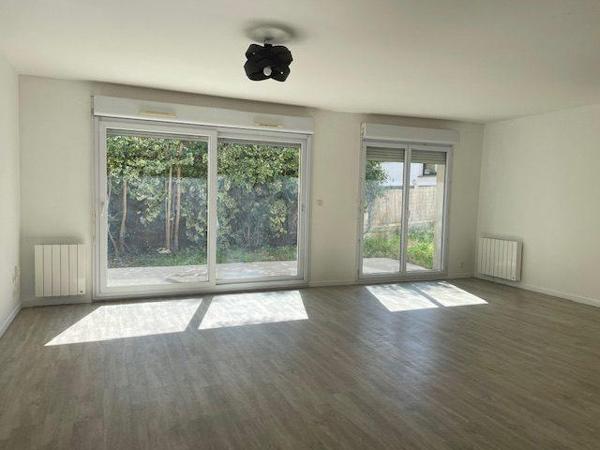 Appartement à vendre - 3 pièces - 72 m² Ramonville-Saint-Agne (31520)