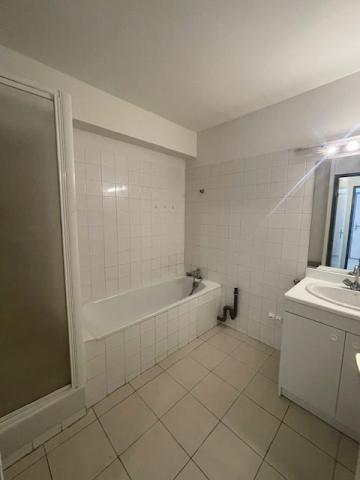Appartement à vendre - 3 pièces - 72 m² Ramonville-Saint-Agne (31520)