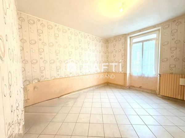 Maison de village avec grange moins de 15 min de Reims