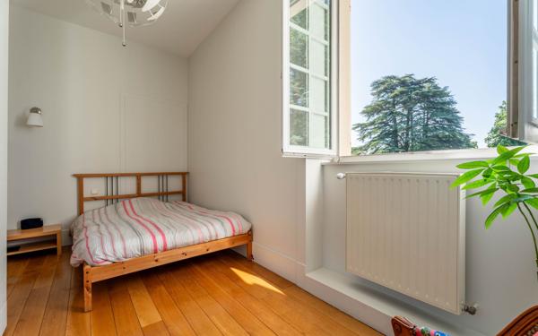 Appartement à vendre    4 pièces • 288 m2 Collonges-au-Mont-d'Or