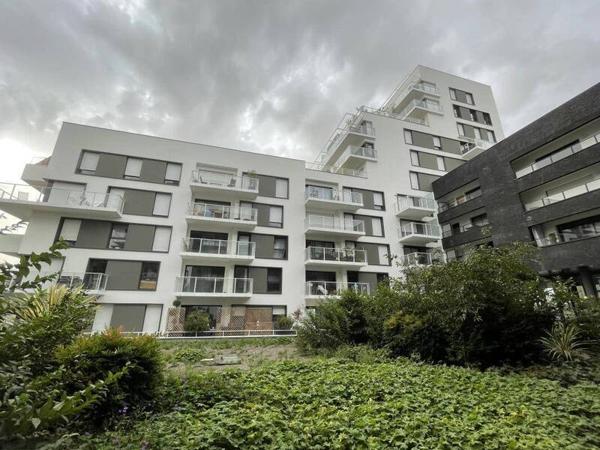 Appartement 2 pièces                                        - 35700 Rennes Réf : 2370