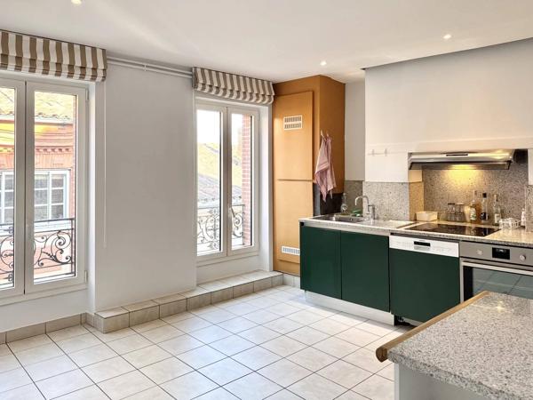 Appartement T4 - 148m2 avec ascenseur - Carmes / Garonne