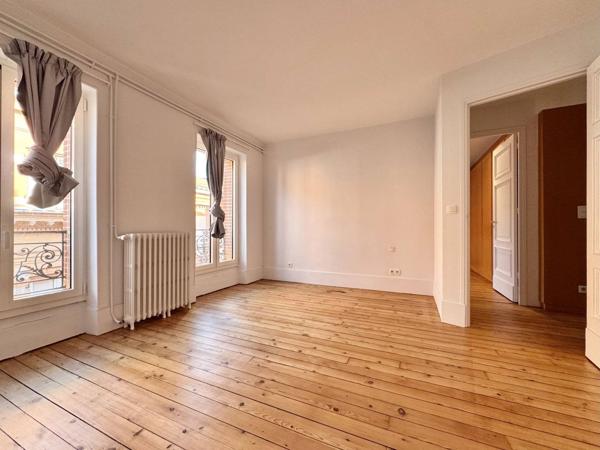 Appartement T4 - 148m2 avec ascenseur - Carmes / Garonne