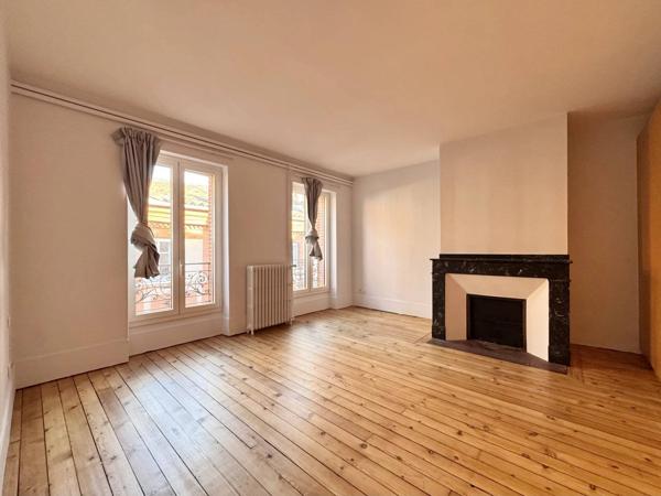 Appartement T4 - 148m2 avec ascenseur - Carmes / Garonne