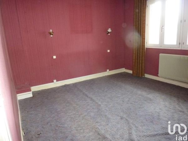 Appartement 4 pièces de 79 m² à Creil (60100)