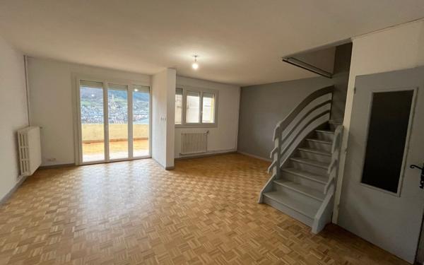 Maison à louer    5 pièces • 103 m2 Mende