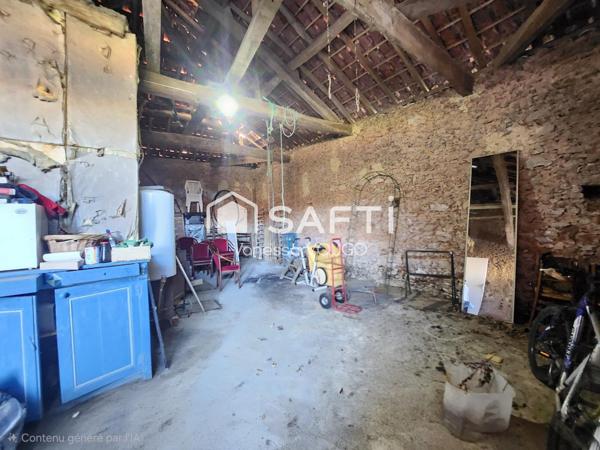 Maison de village avec 2 chambres, grande pièce a vivre et dépendances sur un terrain d'environ 3000m2