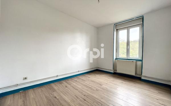 Immeuble à vendre    6 pièces •  Saint-Éloy-les-Mines