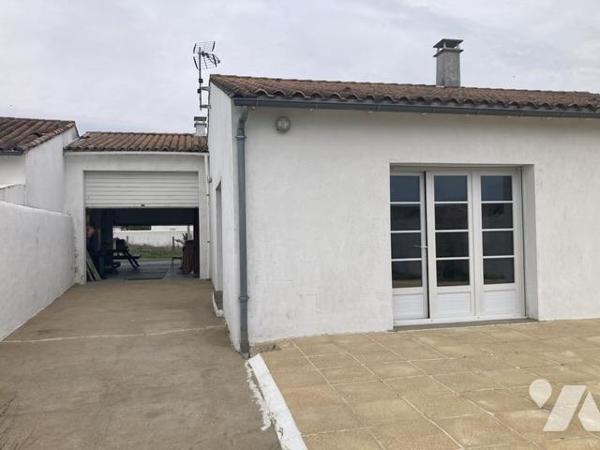 Maison de plain-pied proche centre bourg
