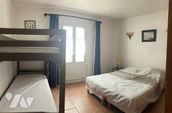Maison de plain-pied proche centre bourg