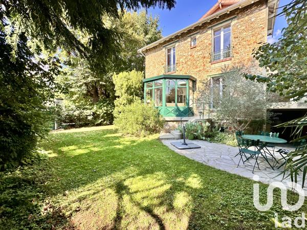 Maison à vendre 10 pièces 212 m² Bourg-la-Reine