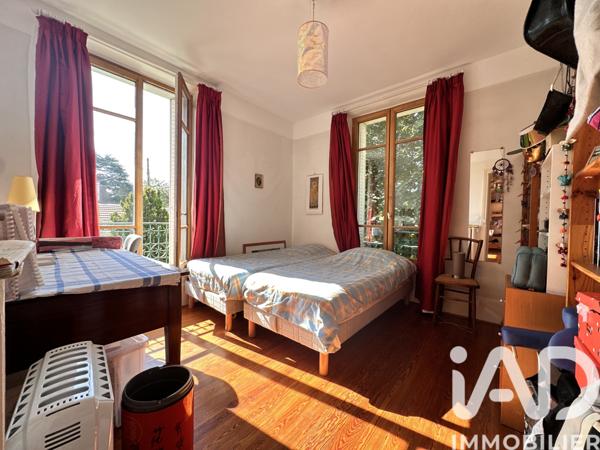 Maison à vendre 10 pièces 212 m² Bourg-la-Reine