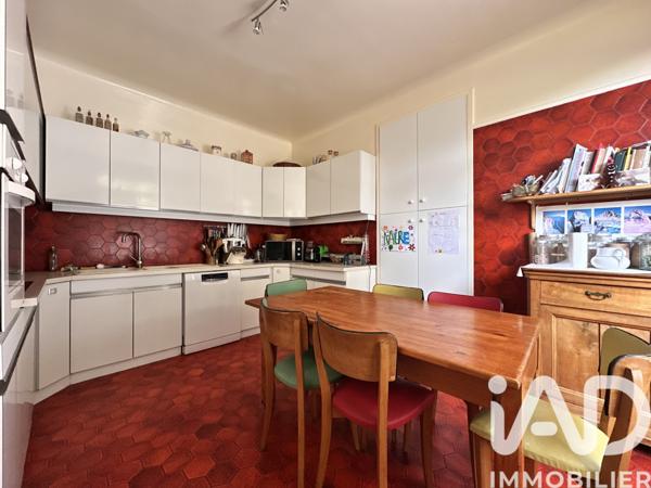 Maison à vendre 10 pièces 212 m² Bourg-la-Reine