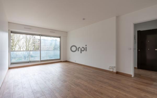 Appartement à vendre    3 pièces • 65,01 m2 Saint-Maurice