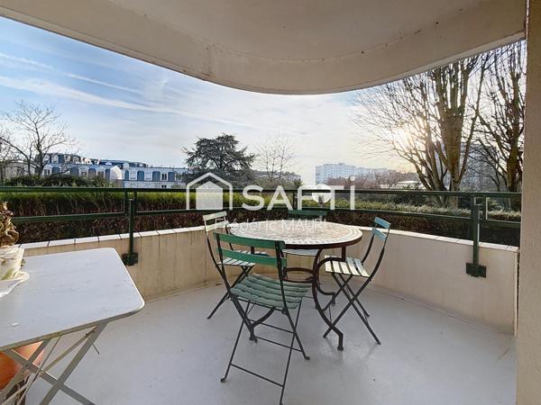 T3 de 75m2 avec balcon, cave et parking