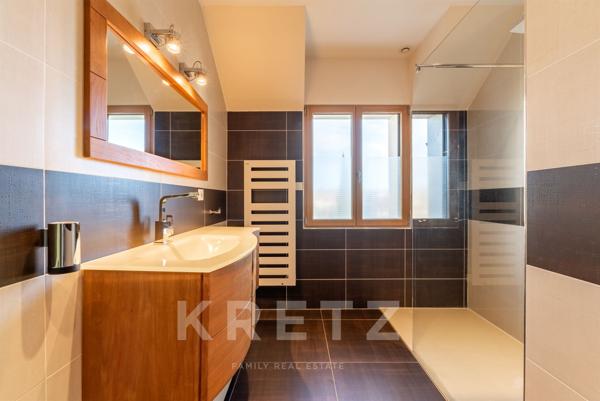 Propriété familiale et dépendances aux prestations haut de gamme