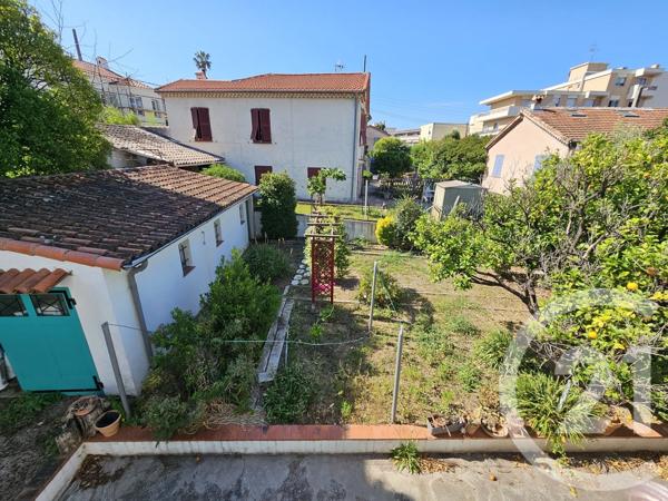 Maison à vendre  6 pièces - 151,60 m 2   CAGNES SUR MER  - 06