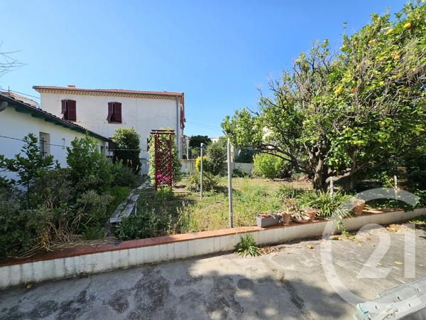 Maison à vendre  6 pièces - 151,60 m 2   CAGNES SUR MER  - 06