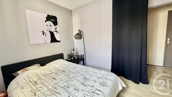 Maison à vendre  4 pièces - 79 m2 SAINTES - 17