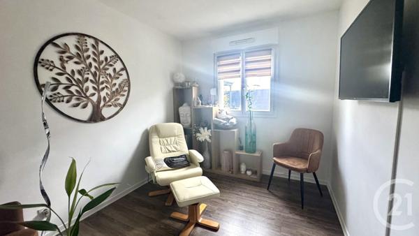 Maison à vendre  4 pièces - 79 m2 SAINTES - 17