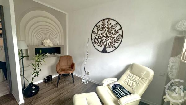 Maison à vendre  4 pièces - 79 m2 SAINTES - 17