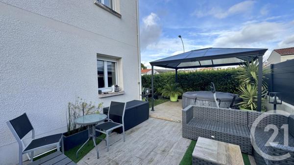 Maison à vendre  4 pièces - 79 m2 SAINTES - 17