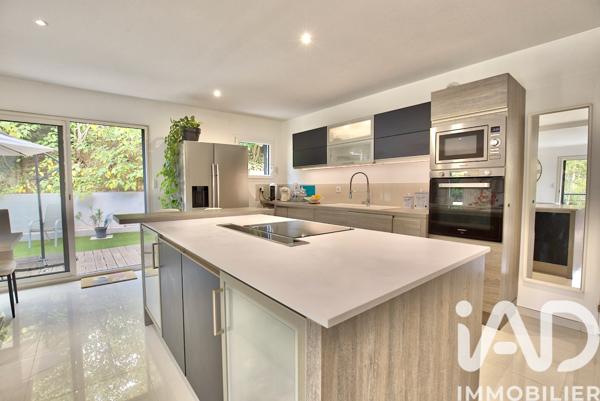 Maison à vendre 3 pièces 168 m² Marseille 11