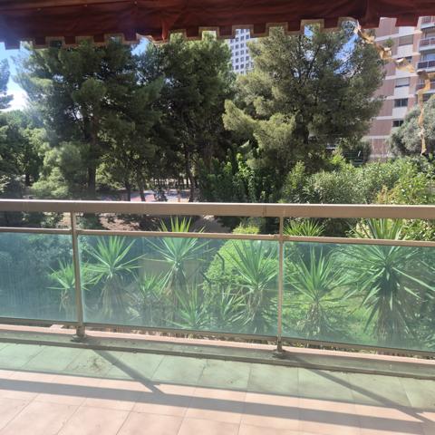 Marseille (13006) T4 + GGE CANTINI - LODI