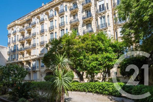 Appartement F5 à vendre  5 pièces - 115 m 2   NICE  - 06