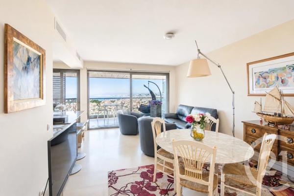 Appartement F3 à vendre  3 pièces - 63,42 m 2   VILLEFRANCHE SUR MER  - 06