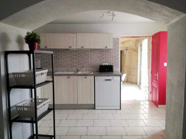 MAGNIFIQUE HABITATION TROGLODYTIQUE - BOURRE