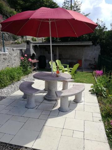 MAGNIFIQUE HABITATION TROGLODYTIQUE - BOURRE