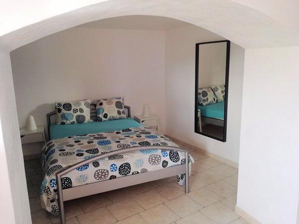 MAGNIFIQUE HABITATION TROGLODYTIQUE - BOURRE