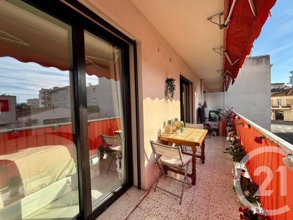 Appartement F4 à vendre  4 pièces - 70,56 m 2   LE CANNET  - 06