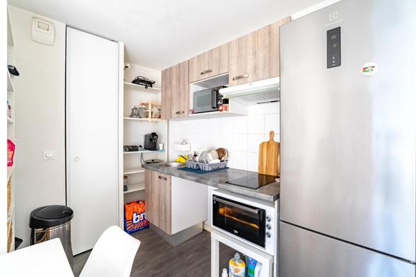 Appartement situé sur la commune de Cenon proche de toutes commodité
