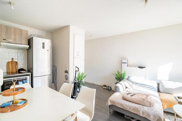 Appartement situé sur la commune de Cenon proche de toutes commodité