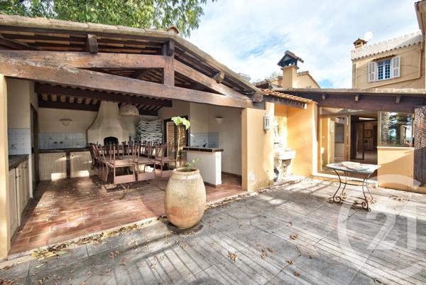 Maison à vendre  28 pièces - 990 m2 NICE - 06