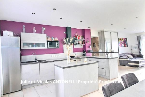 SAINT JUST MALMONT 43240 Maison de ville 197 m² quatre chambres garage et terrasse