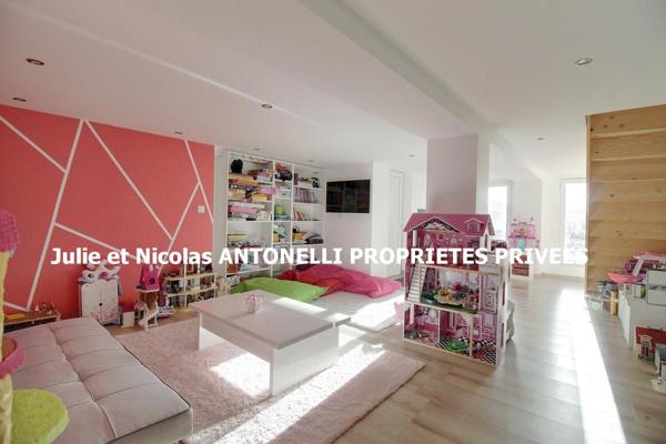 SAINT JUST MALMONT 43240 Maison de ville 197 m² quatre chambres garage et terrasse