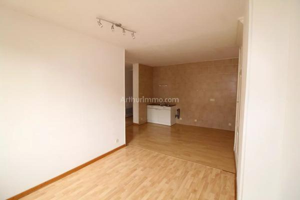 Location                                                      Appartement
                        
                     3 pièces                      55 m2                     à Virieu-le-Grand