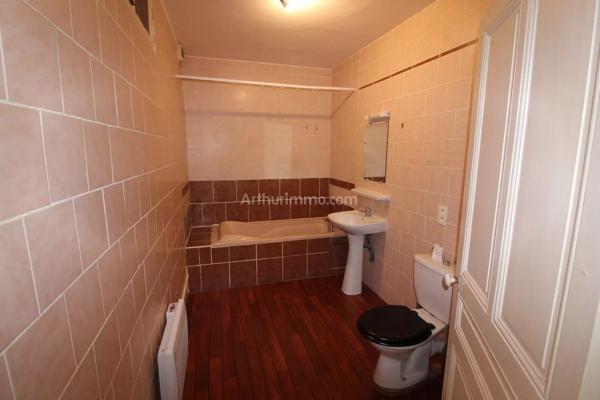 Location                                                      Appartement
                        
                     3 pièces                      55 m2                     à Virieu-le-Grand