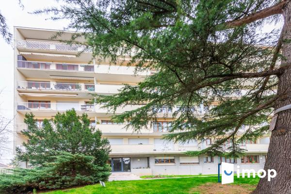 À 5 min du RER : lumineux 2 pièces de 37 m²