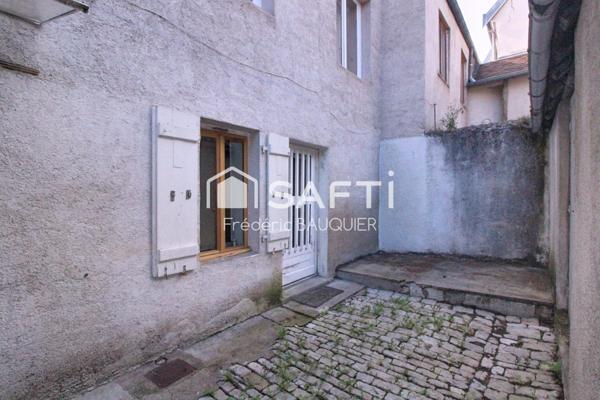 Rare, T1 avec terrasse au centre ville