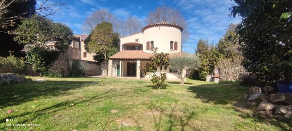 Villa R+1 de 180m² sur 960m² de terrain avec garage