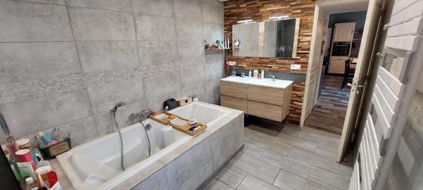 Maison à vendre à Bruay-la-Buissière dans le Pas-de-Calais (62700), ref : 21/2511