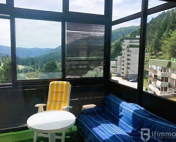 F2 de 52m² Cheminée Véranda Parking privé Dernier étage avec vues