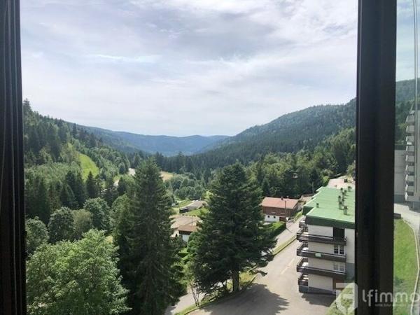 F2 de 52m² Cheminée Véranda Parking privé Dernier étage avec vues